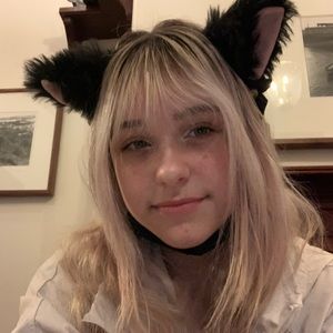 Meet your Posher, Angelina